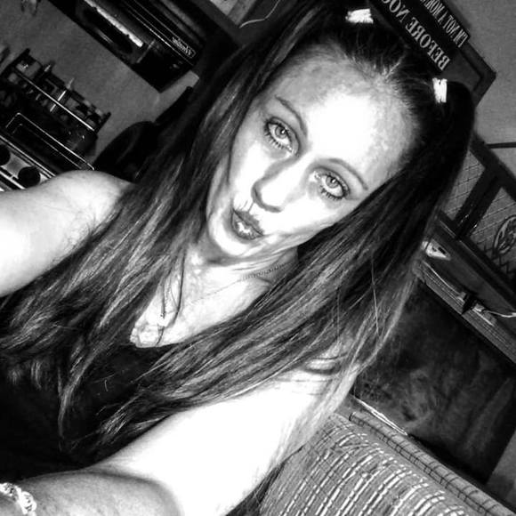 Meet your Posher, Jamie - Picture 1 of 1